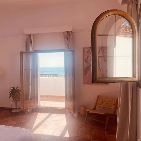 Sea View La *